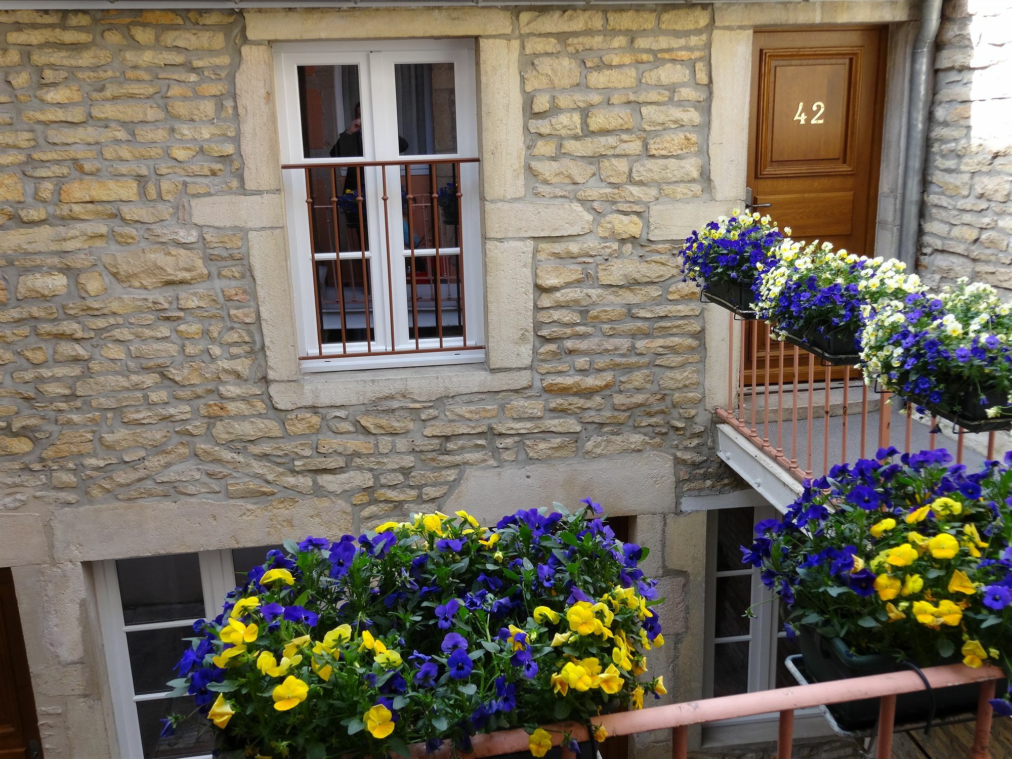 Hotel De La Cloche Beaune  Exterior photo